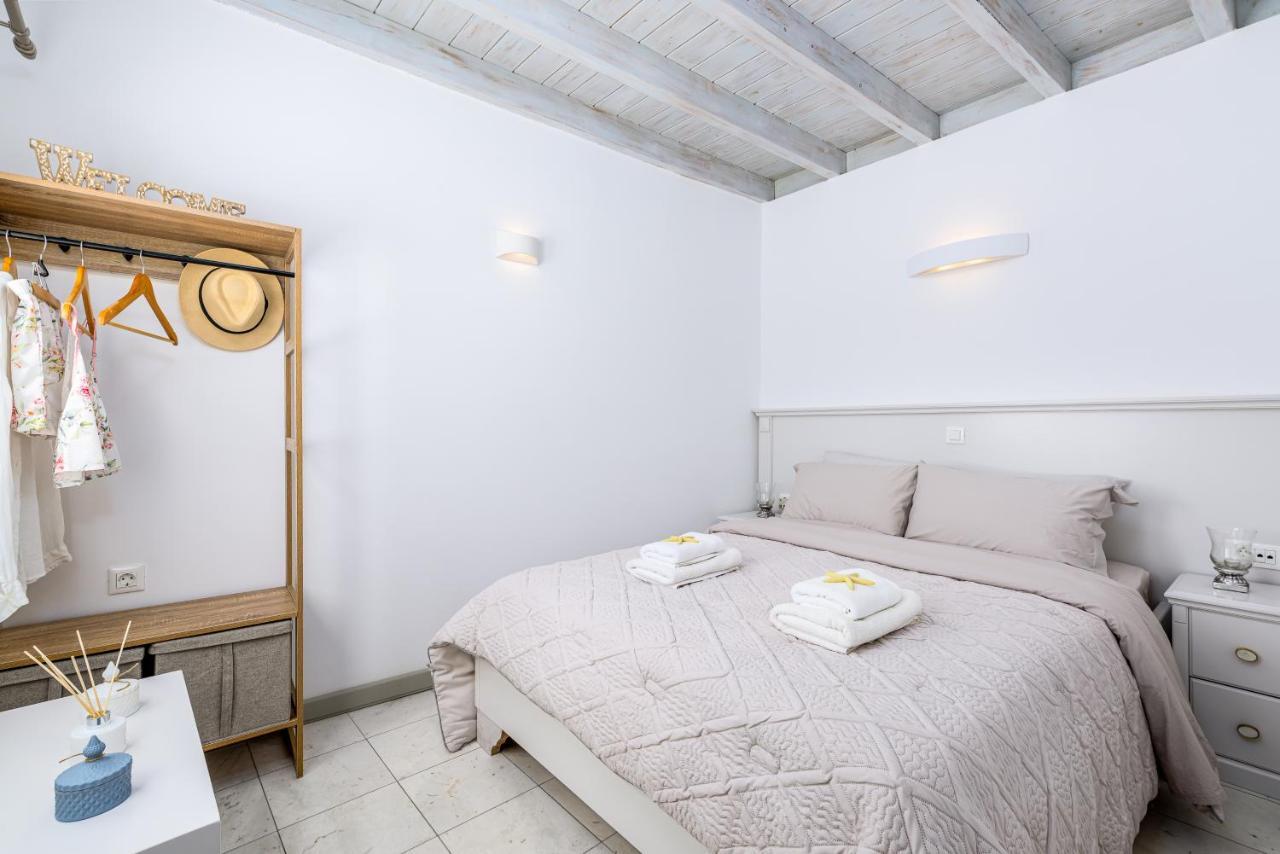 Amazing View Villa Oia With Jacuzzi Extérieur photo